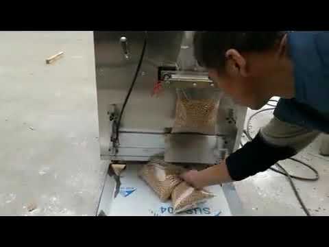 मल्टी फंक्शनल वर्टिकल नारियल नाचॉस सब्जी चिप्स स्नॅक पॅकिंग मशीन