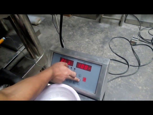 मसाल्यांचे पाउडर भरणे पॅकिंग मशीन स्वयंचलित स्नूस पावडर स्मॉल सॉचेस पावडर पॅकिंग मशीन
